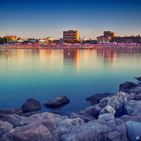Hotel Elisabeth Due Фано Екстериор снимка