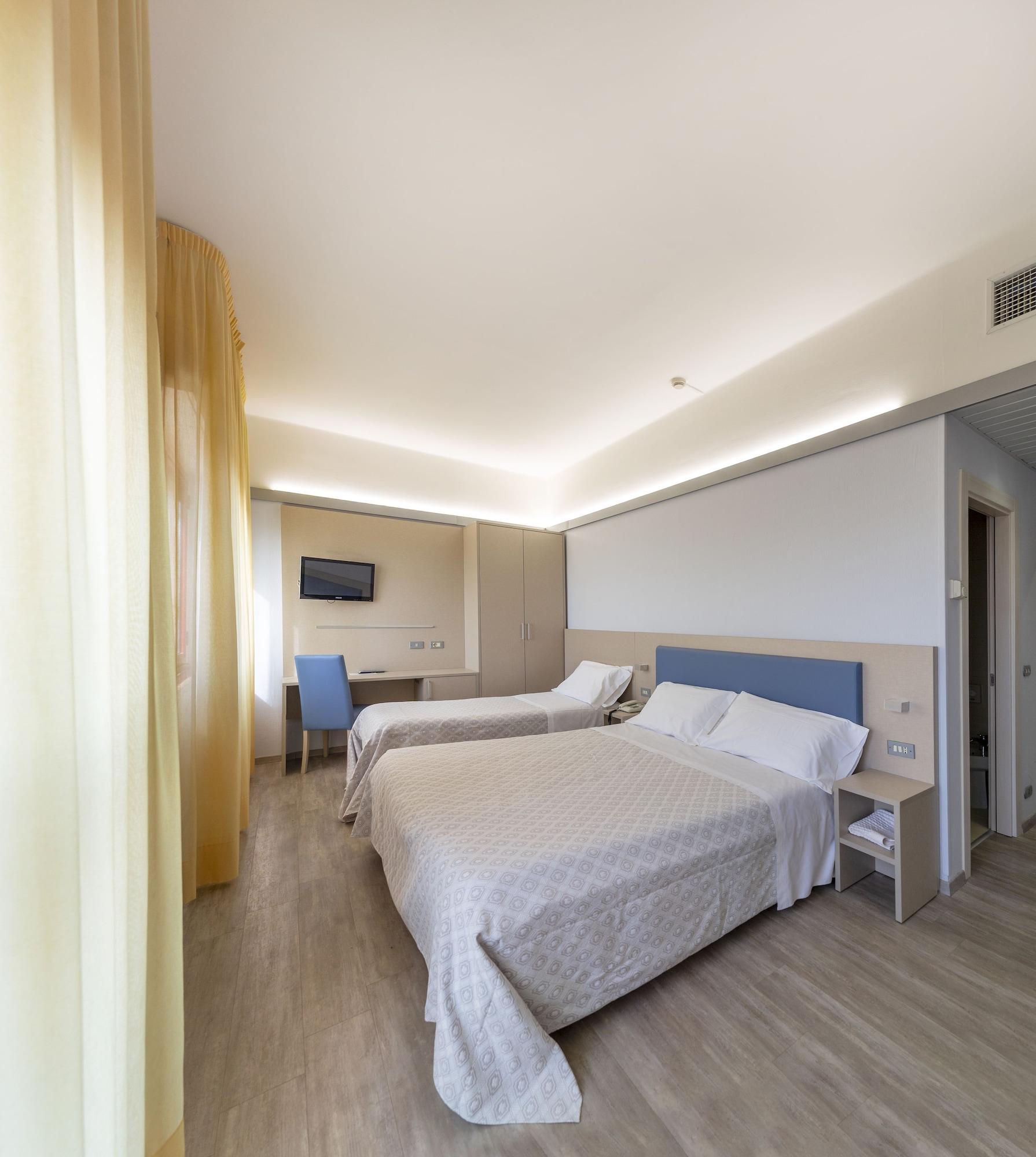 Hotel Elisabeth Due Фано Екстериор снимка