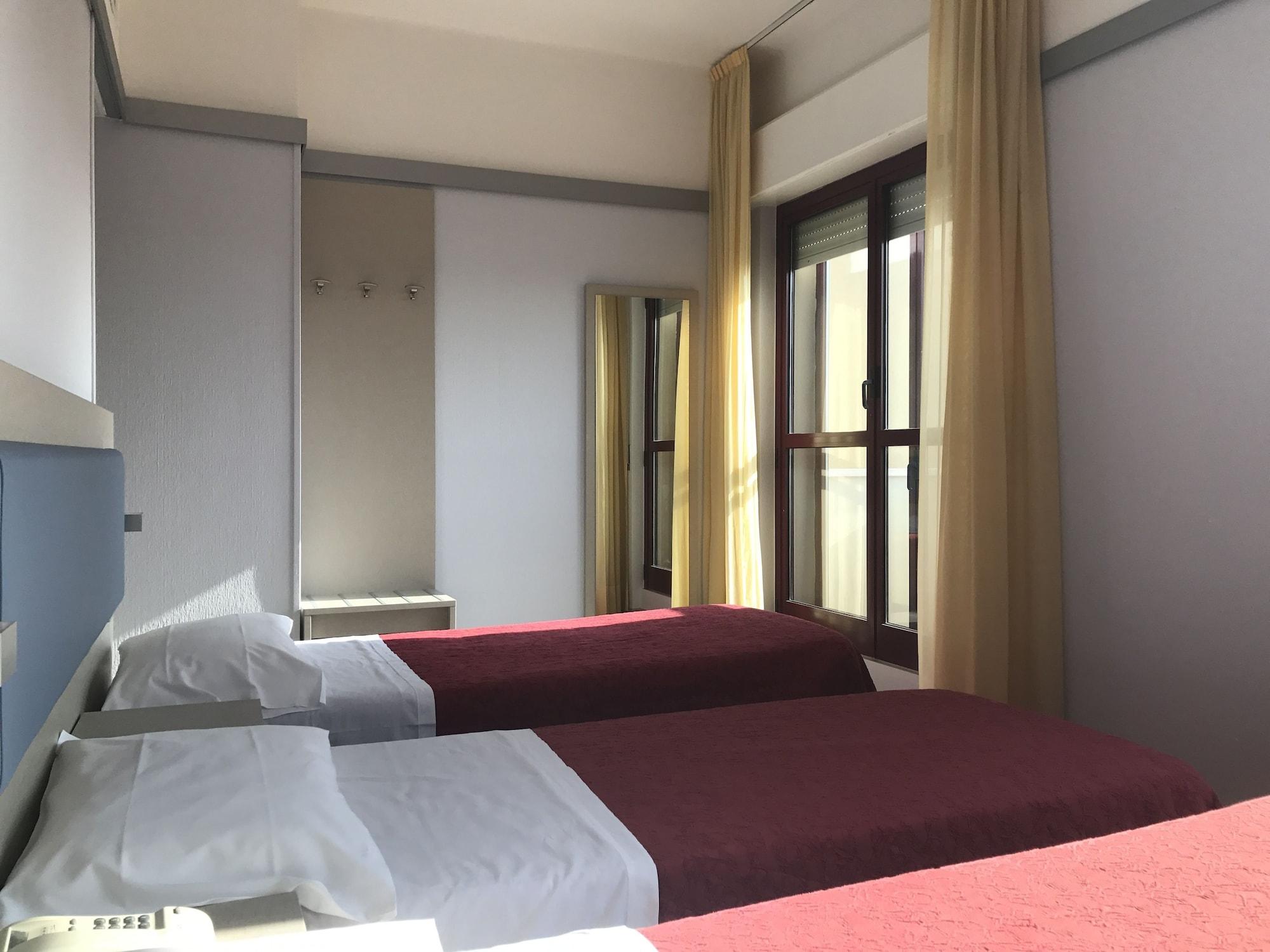 Hotel Elisabeth Due Фано Екстериор снимка