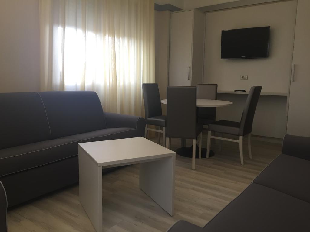 Hotel Elisabeth Due Фано Екстериор снимка