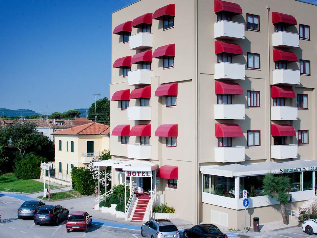 Hotel Elisabeth Due Фано Екстериор снимка