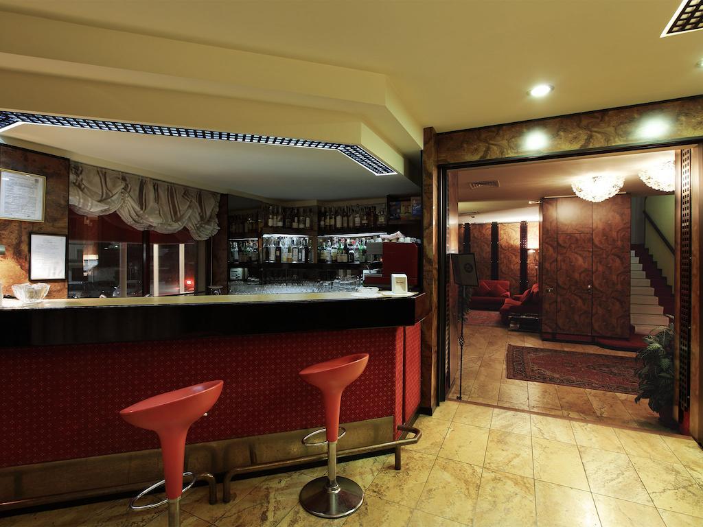 Hotel Elisabeth Due Фано Екстериор снимка